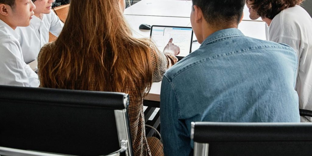 Enterprise AI Apps A Research Backed Roadmap for Selection Integration and ROI