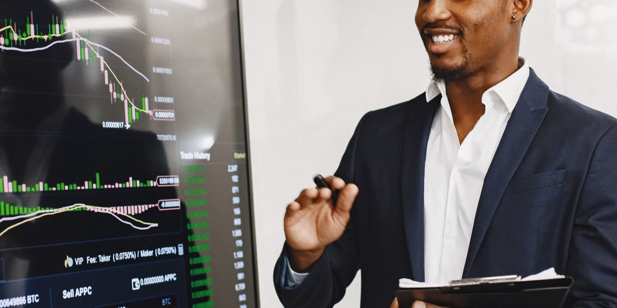 Leaders who invest in prompt engineering build a repeatable advantage and enhance generative AI ROI.