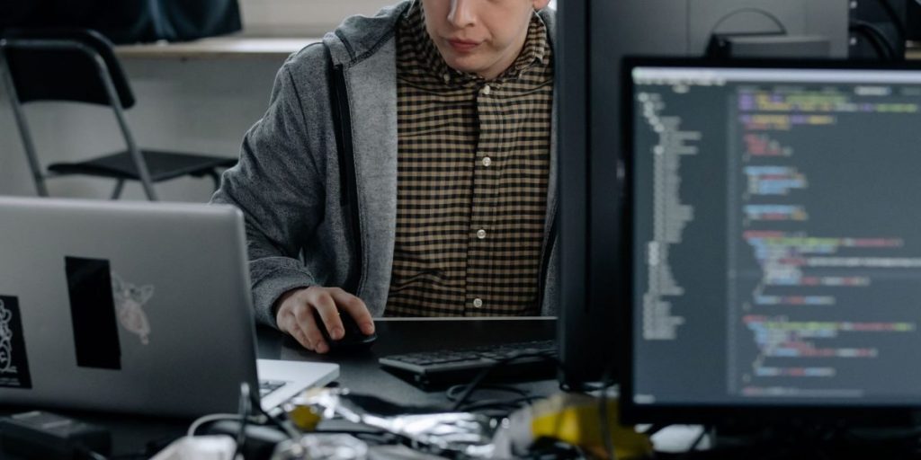 Key Software Development Engineering Roles and Skills in 2026
