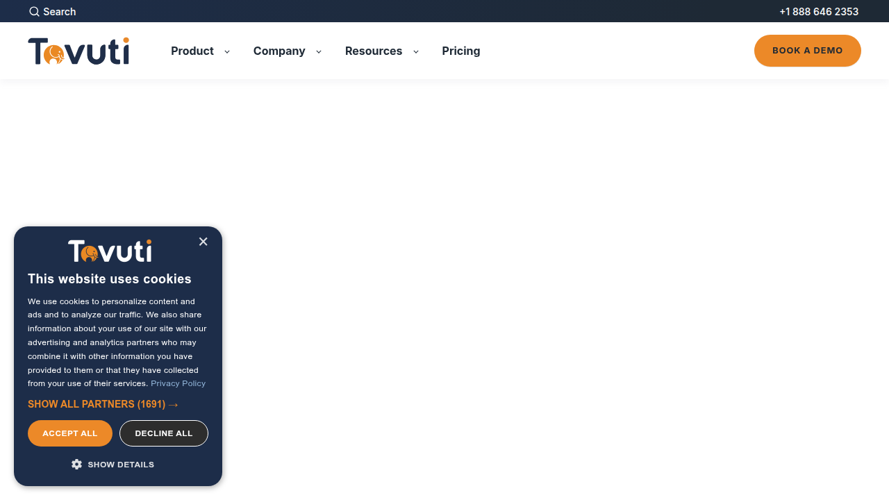 A checklist outlining essential features for an enterprise learning platform, including robust analytics.
