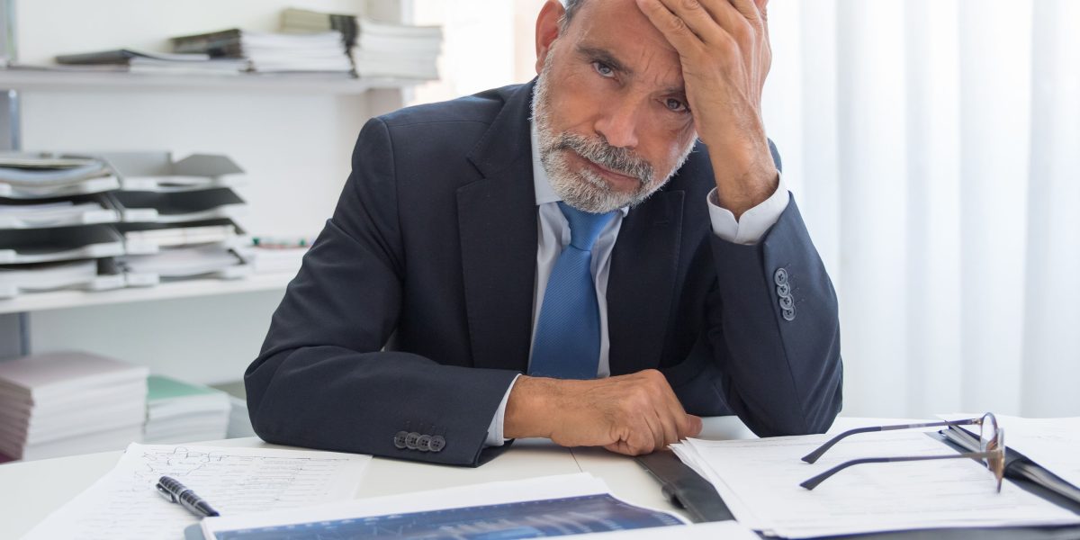 Navigating the complexities of rapidly evolving data analytics platforms and AI technologies requires careful decision-making.